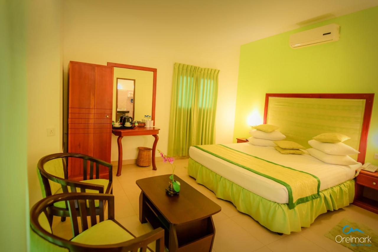 Seethawaka Regency Avissawella Exterior photo