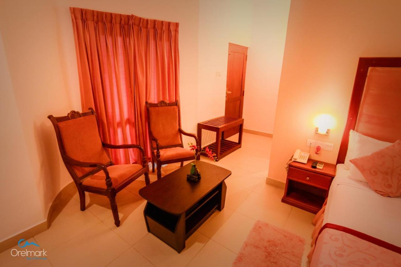 Seethawaka Regency Avissawella Exterior photo