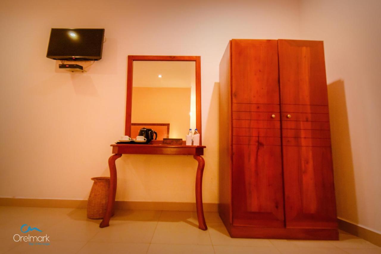 Seethawaka Regency Avissawella Exterior photo