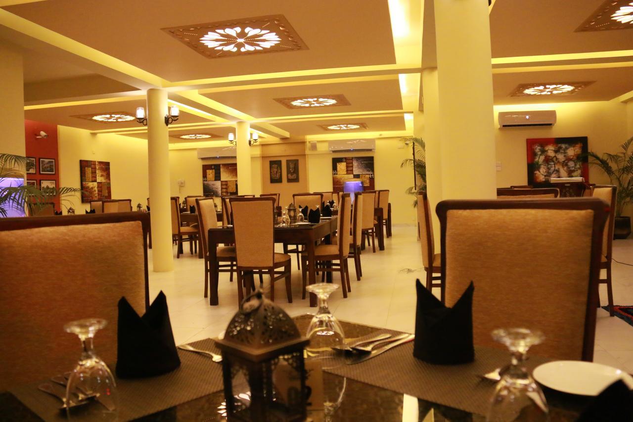 Seethawaka Regency Avissawella Exterior photo