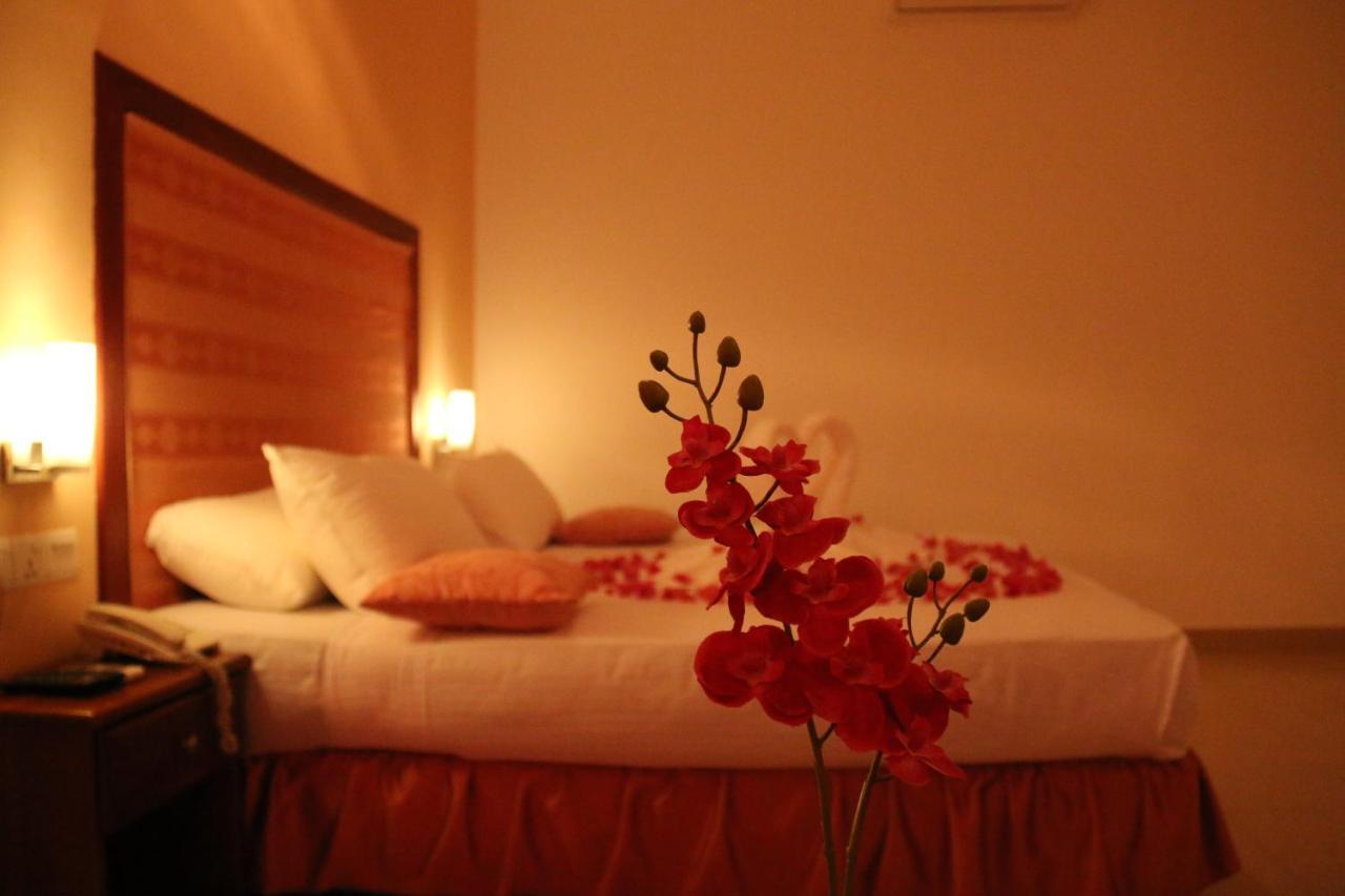 Seethawaka Regency Avissawella Exterior photo